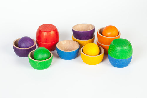 Grapat bowls and balls arranged for hiding and matching play