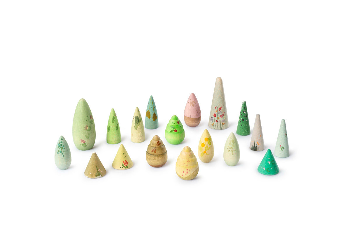 Grapat Forest Tree wooden pieces in varied shapes and colours